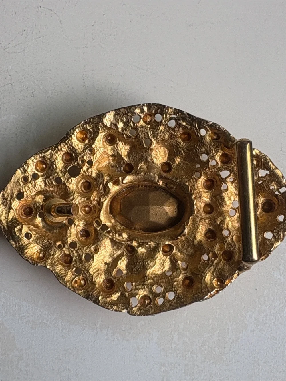 N/A elegant gold